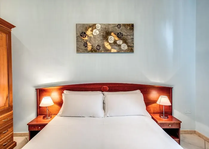 Residenza Praetoria בית הארחה 4*